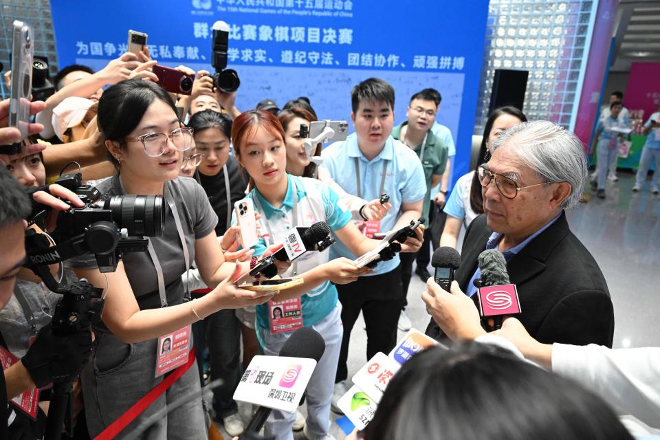 展给予高度 展给予高度