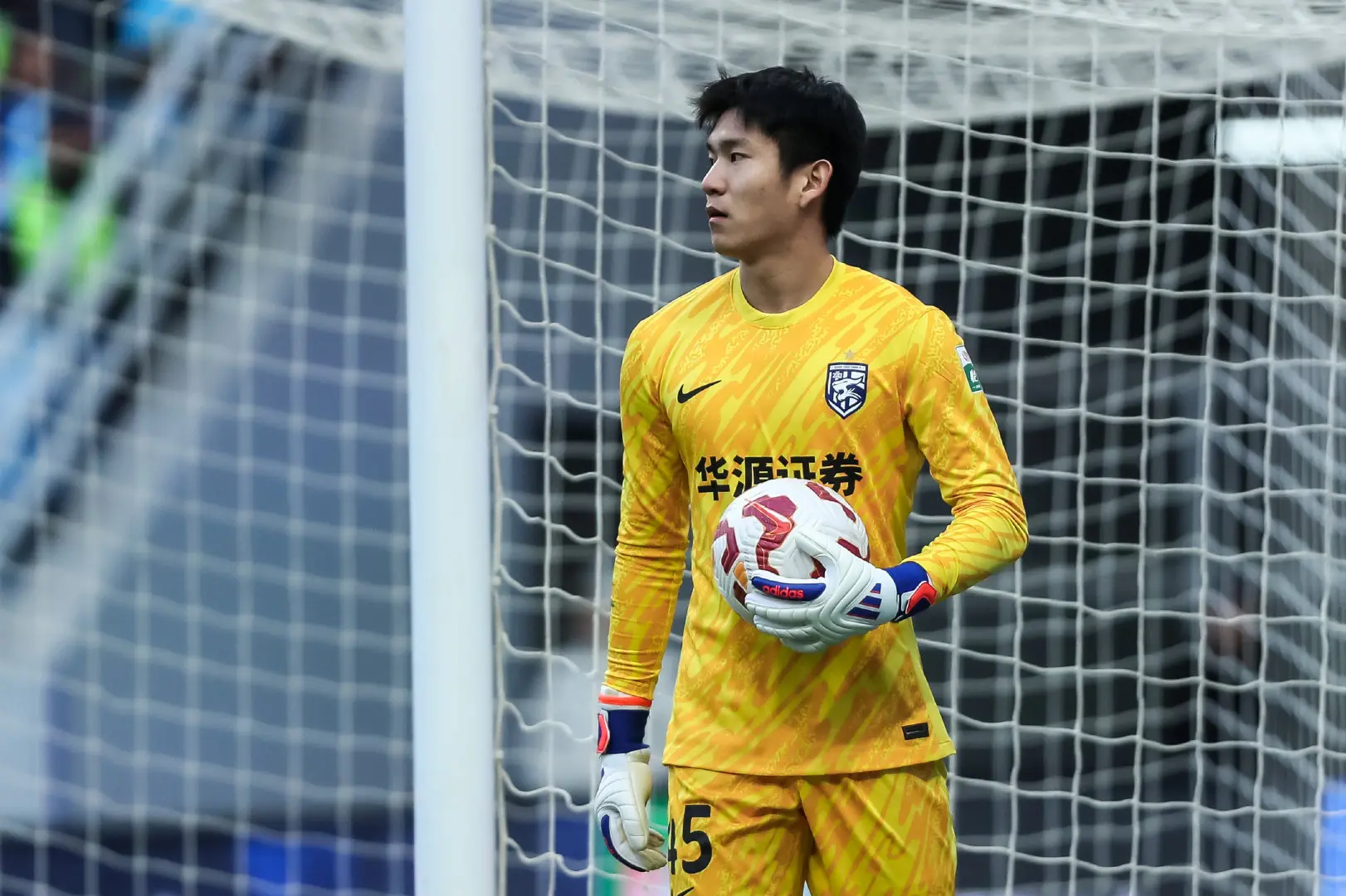 压制的困境, 整条防线被, 三镇经历了 压制的困境, 整条防线被, 三镇经历了