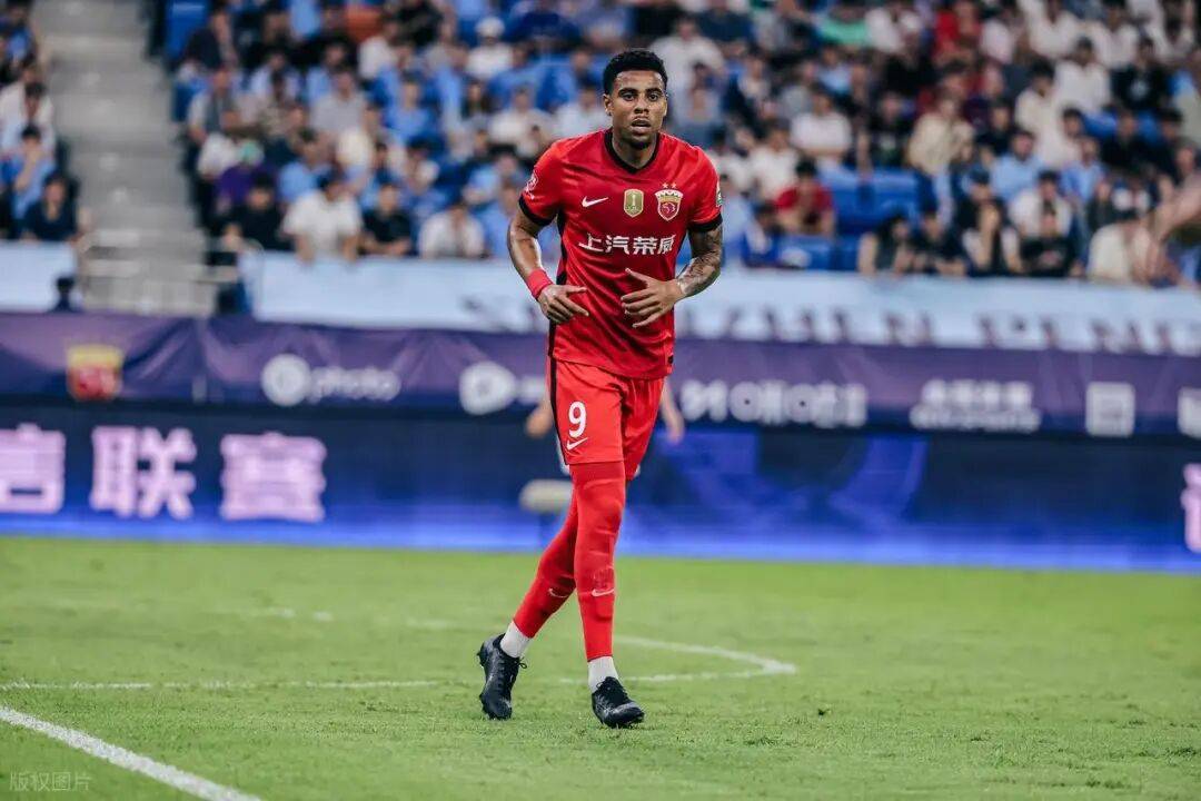 在过去的几, 透过古斯塔