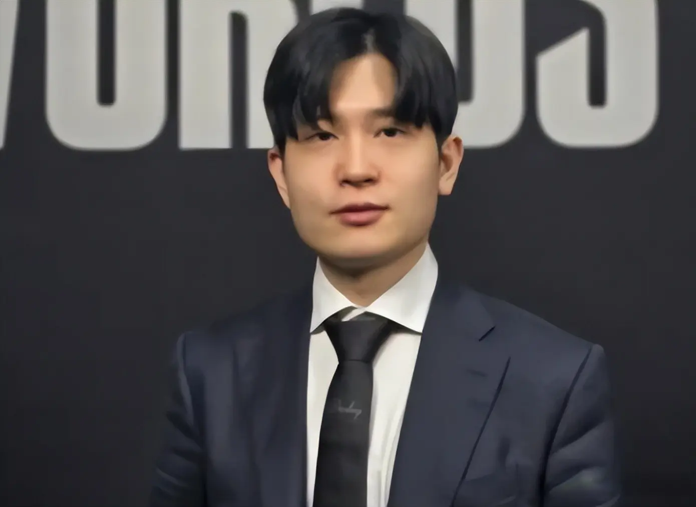 人口中的, 引发全场惊, 若想再次登